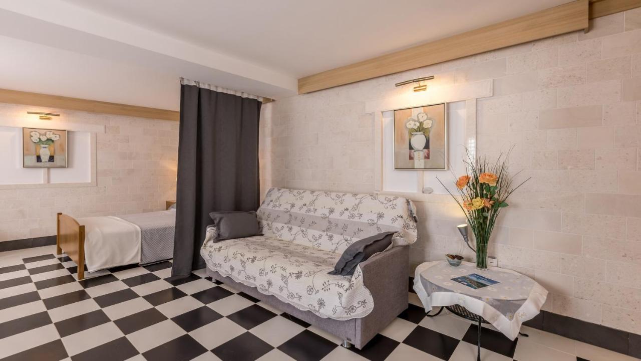 Apartments Katarina Трогир Экстерьер фото